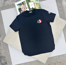 Load image into Gallery viewer, Tshirt