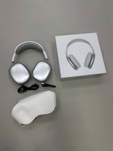 Load image into Gallery viewer, Headphone