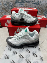 Load image into Gallery viewer, Shoes
