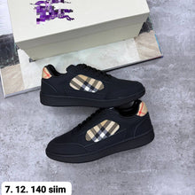 Load image into Gallery viewer, Shoes