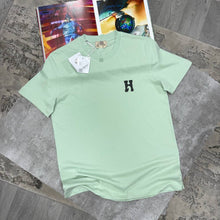 Load image into Gallery viewer, Tshirt