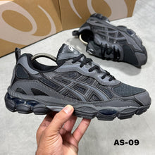 Load image into Gallery viewer, Shoes