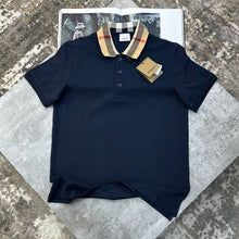 Load image into Gallery viewer, T-shirt