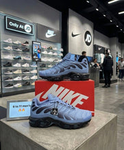 Load image into Gallery viewer, Shoes