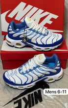 Load image into Gallery viewer, Shoes