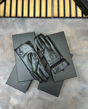 Load image into Gallery viewer, Gloves