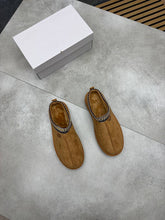 Load image into Gallery viewer, Slipper