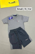 Load image into Gallery viewer, Tshirt