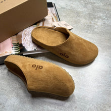 Load image into Gallery viewer, Slipper