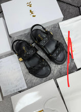 Load image into Gallery viewer, Slipper