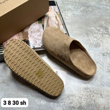 Load image into Gallery viewer, Slipper