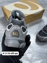 Load image into Gallery viewer, Shoes