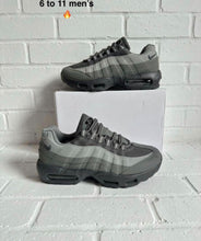 Load image into Gallery viewer, Shoes