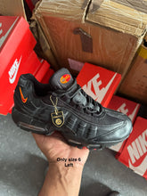 Load image into Gallery viewer, Shoes