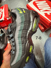 Load image into Gallery viewer, Shoes