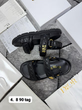 Load image into Gallery viewer, Slipper