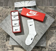 Load image into Gallery viewer, Socks