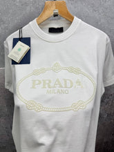 Load image into Gallery viewer, Tshirt
