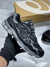 Load image into Gallery viewer, Shoes