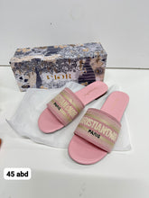 Load image into Gallery viewer, Slipper