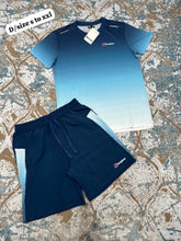Load image into Gallery viewer, T-shirt