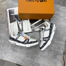 Load image into Gallery viewer, Shoes