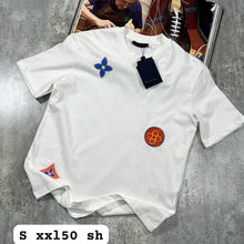 Load image into Gallery viewer, Tshirt