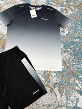 Load image into Gallery viewer, T-shirt