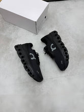 Load image into Gallery viewer, Shoes men