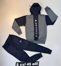 Load image into Gallery viewer, Tracksuit