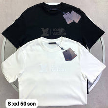 Load image into Gallery viewer, Tshirt