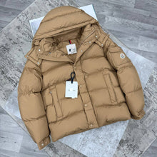 Load image into Gallery viewer, Jacket