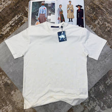 Load image into Gallery viewer, Tshirt