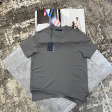 Load image into Gallery viewer, Tshirt