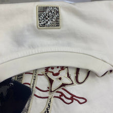 Load image into Gallery viewer, Tshirt
