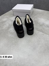 Load image into Gallery viewer, Slipper