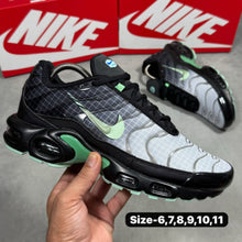 Load image into Gallery viewer, Shoes
