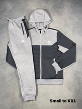 Load image into Gallery viewer, Tracksuit