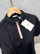 Load image into Gallery viewer, T-shirt