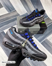 Load image into Gallery viewer, Shoes