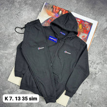 Load image into Gallery viewer, Tracksuit boy