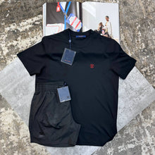 Load image into Gallery viewer, Tshirt