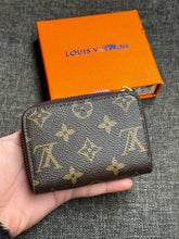 Load image into Gallery viewer, Purse