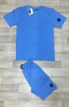 Load image into Gallery viewer, Tshirt
