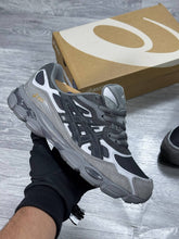 Load image into Gallery viewer, Shoes