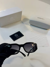 Load image into Gallery viewer, Sunglass