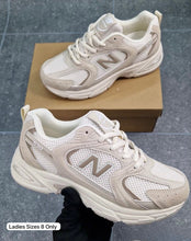 Load image into Gallery viewer, Shoes