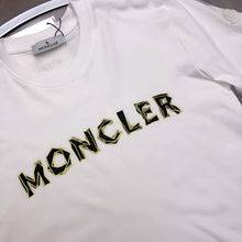 Load image into Gallery viewer, Tshirt