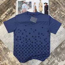 Load image into Gallery viewer, Tshirt