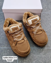 Load image into Gallery viewer, Shoes